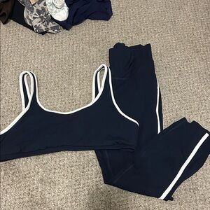 Old Navy Navy Blue Active Crop Top and Leggings Set with White Trim